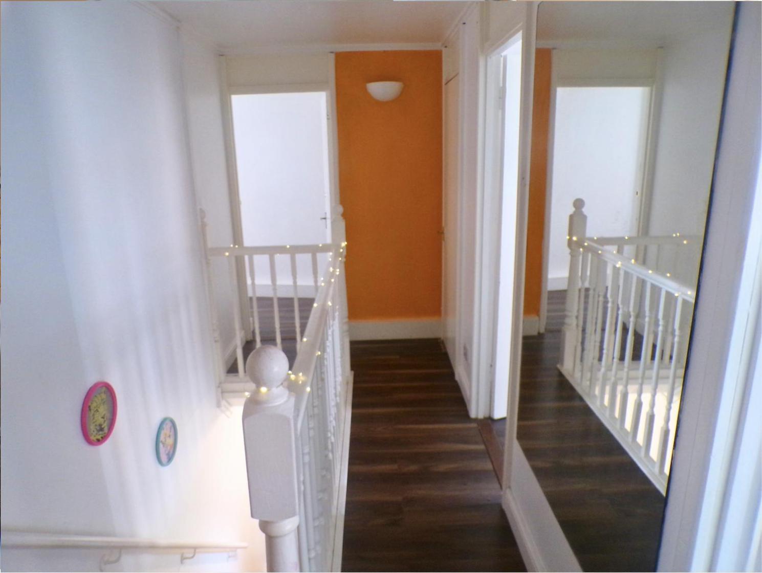 Chelsea - - Elevator Apartment *